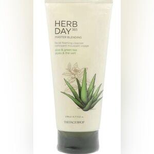 The Face Shop Herb Day 365 Master Blending Foaming Cleanser Aloe new!
